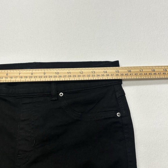 SPANX NWT Flare Jeans Size M Clean Black Pull On Stretch Denim 33" Inseam 20326Q - Picture 6 of 13